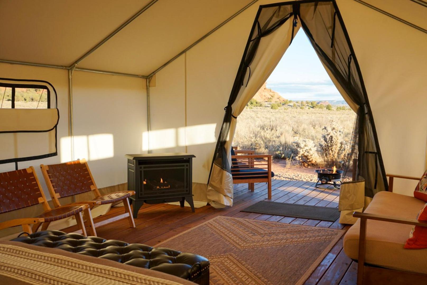 ホテル Basecamp 37° カナブ エクステリア 写真