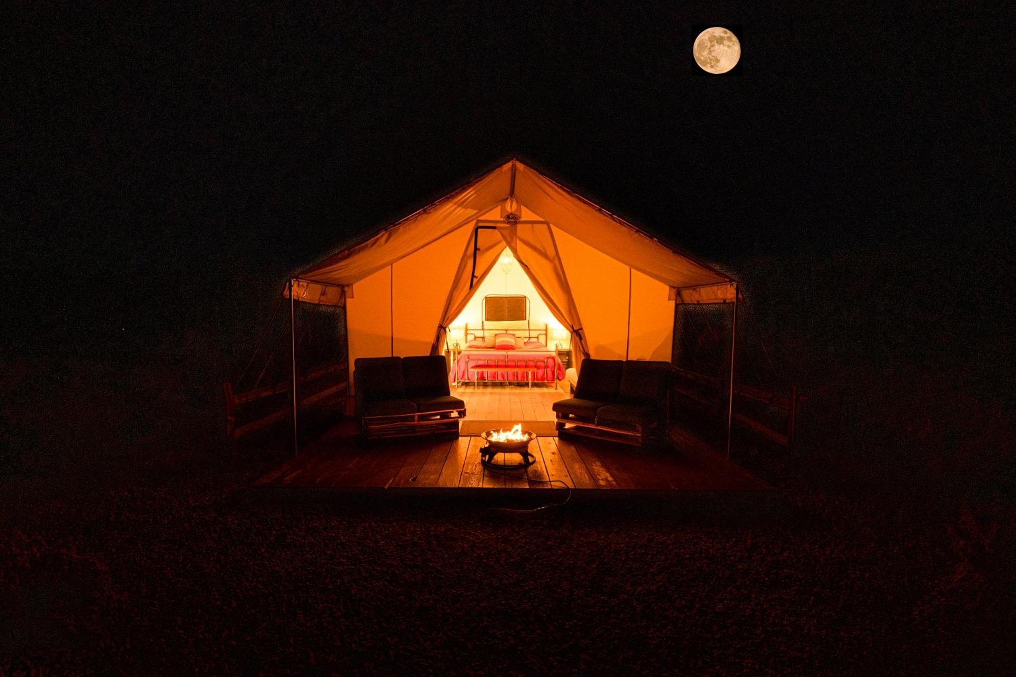 ホテル Basecamp 37° カナブ エクステリア 写真